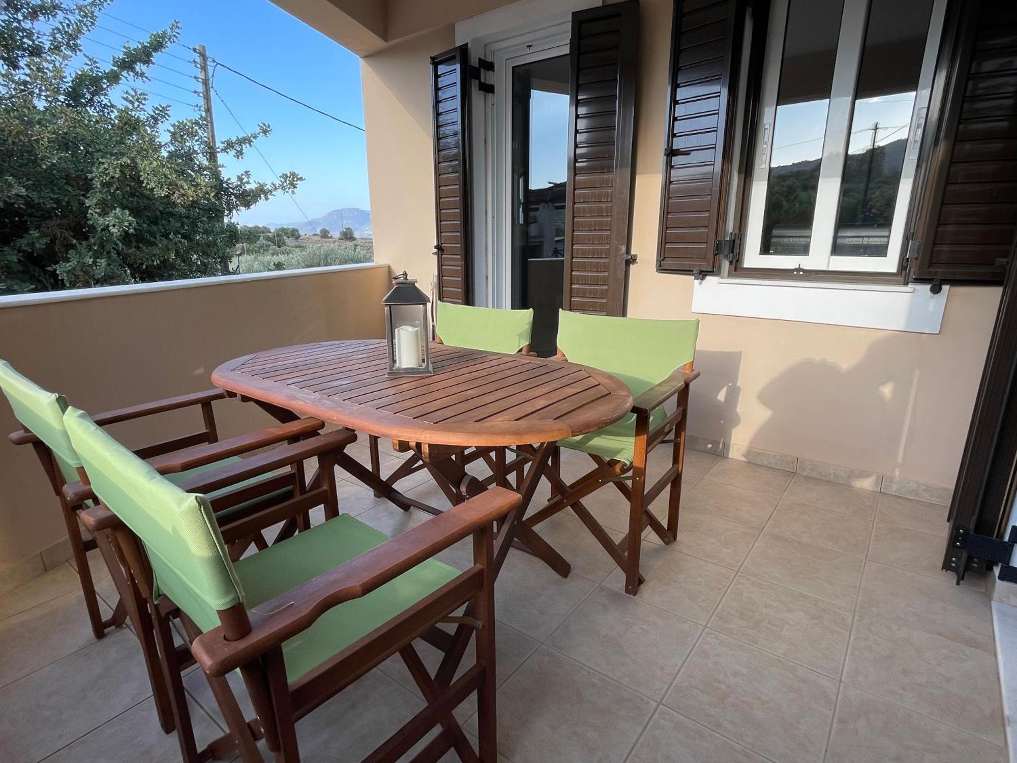 Aegina Luxury Family με θέα βουνό και θάλασσα 90τμ
