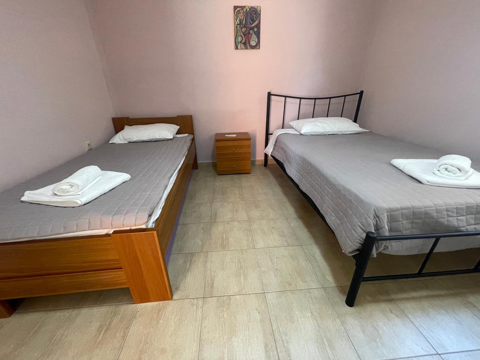 Aegina Luxury Family με θέα βουνό και θάλασσα 90τμ Perdika (Aegina)
